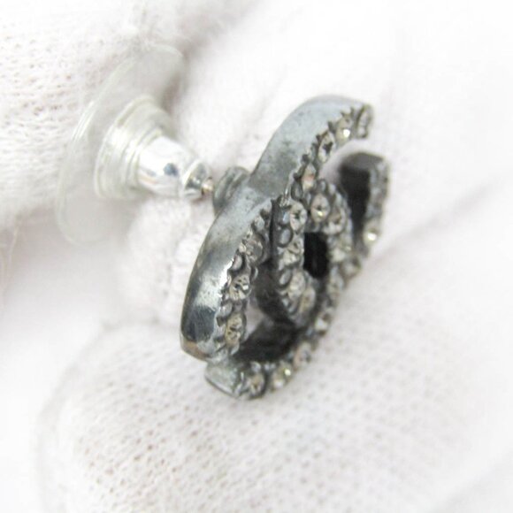 CHANEL Earrings - Picture 8 of 10